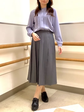 「TOKYO SHIRTS（トウキョウシャツ）のシルキーサテン ピンタック ブラウス（シャツ/ブラウス、ブルー系）」を使った、BRICK HOUSE by Tokyo Shirts 秋田イオンモール店さん（レディース・165cm）の春コーディネート