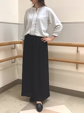 「TOKYO SHIRTS（トウキョウシャツ）のストレッチジョーゼット 配色クルーネック タックブラウス 七分袖 レディース（シャツ/ブラウス、ホワイト系）」を使った、BRICK HOUSE by Tokyo Shirts 秋田イオンモール店さん（レディース・165cm）の夏コーディネート