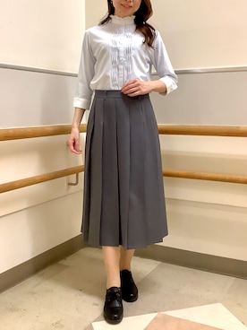 「TOKYO SHIRTS（トウキョウシャツ）のCOFREX スタンドフリル クレリック ひねりピンタック ブラウス 七分袖 レディースデザインシャツ（シャツ/ブラウス、ブルー系）」を使った、BRICK HOUSE by Tokyo Shirts 秋田イオンモール店さん（レディース・165cm）の春コーディネート