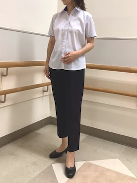 「TOKYO SHIRTS（トウキョウシャツ）の【吸水速乾】 形態安定ノンアイロン スキッパー 半袖ビジネスワイシャツ（ビジネスシャツ、パープル系）」を使った、BRICK HOUSE by Tokyo Shirts 秋田イオンモール店さん（レディース・165cm）の夏コーディネート