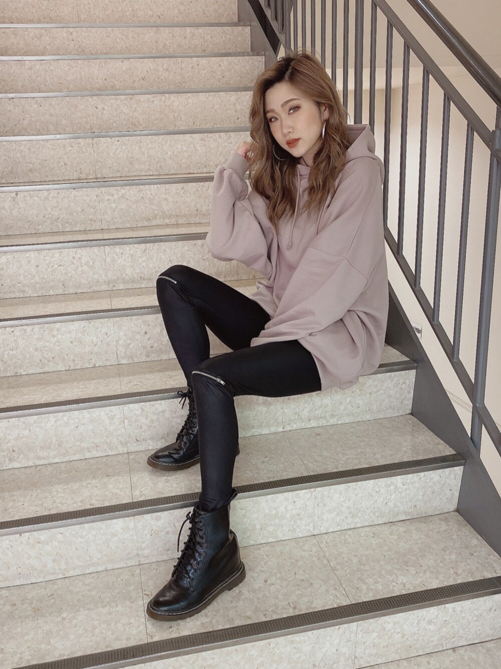 GYDA（ジェイダ）の「KNEE ZIP レギンス（その他パンツ）」 - WEAR