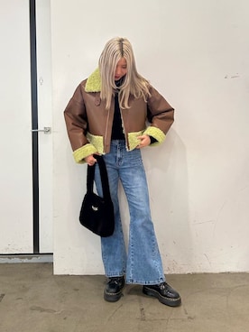 「アイテム（その他アウター、ブラウン系）」を使った、AKICAさん（レディース・161cm）の秋コーディネート