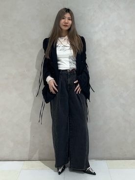 「jouetie（ジュエティ）のアイテム（デニムパンツ）」を使った、AKICAさん（レディース・161cm）の秋コーディネート