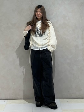 「jouetie（ジュエティ）のアイテム（デニムパンツ）」を使った、AKICAさん（レディース・161cm）の秋コーディネート