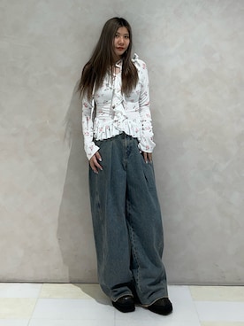 「jouetie（ジュエティ）のアイテム（デニムパンツ）」を使った、AKICAさん（レディース・161cm）の秋コーディネート