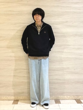 「アイテム（スウェット）」を使った、阪口さん（メンズ・180cm）の秋コーディネート
