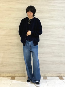 「アイテム（カーディガン/ボレロ）」を使った、阪口さん（メンズ・180cm）の秋コーディネート
