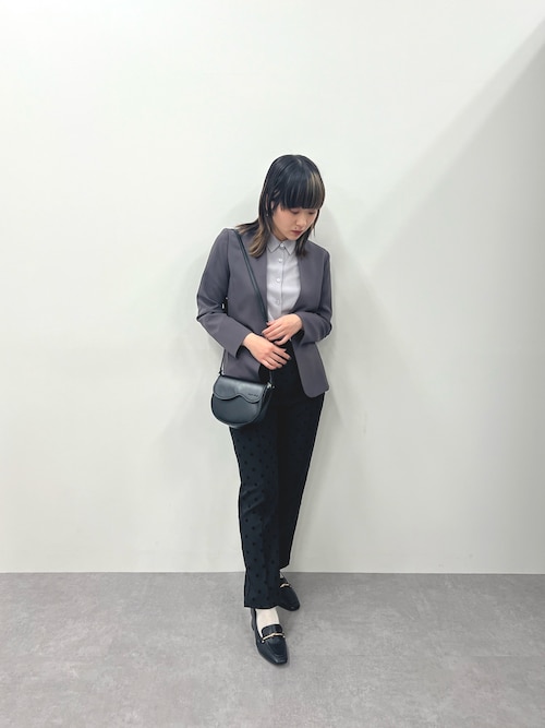 パンツスーツ フォーマルチュニックパンツスーツ（股下60cm） / 大きいサイズ