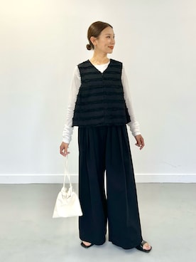 「KBF（ケイビーエフ）のレイヤードヘンリーネックTEE（Tシャツ/カットソー、ホワイト系）」を使った、りんねさん（レディース・157cm）の春コーディネート