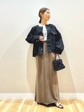 「RODE SKO（ロデスコ）のアイテム」を使った、りんねさん（レディース・157cm）の秋コーディネート