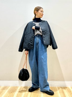 「アイテム（ノーカラージャケット）」を使った、りんねさん（レディース・157cm）の秋コーディネート