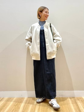 「アイテム（スタジャン）」を使った、りんねさん（レディース・157cm）の秋コーディネート