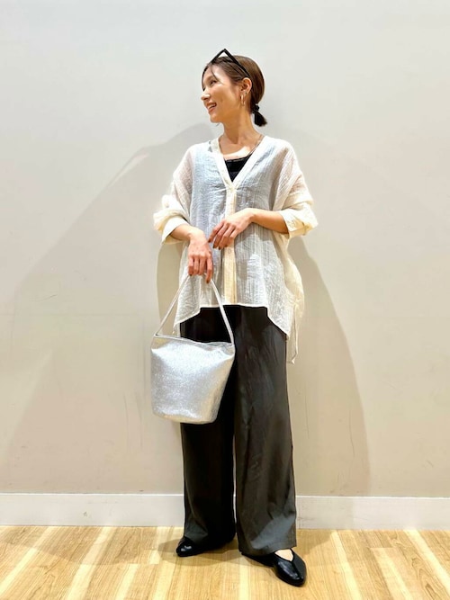 Vネックシアーブラウス（シャツ/ブラウス）｜ITEMS