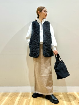 「冬の注目アウター」｜「アイテム（その他アウター）」を使った、りんねさん（レディース・157cm）の秋コーディネート