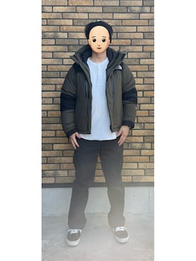 「アイテム（スニーカー）」を使った、悟さん（メンズ・176cm）の冬コーディネート