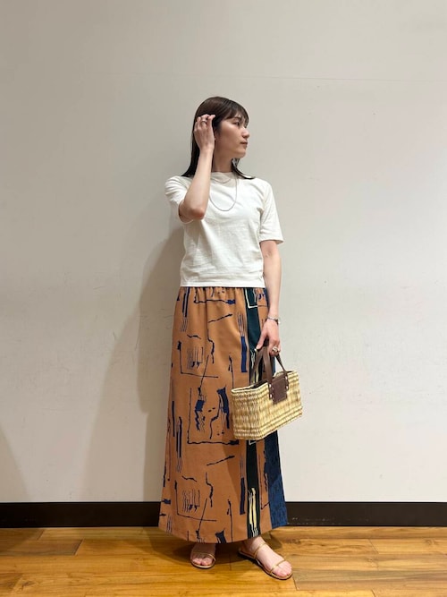 セール】『2サイズ展開』アートプリントストレートスカート