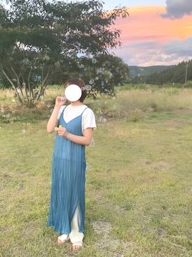 「LOWRYS FARM（ローリーズファーム）のアイテム（ワンピース、ブルー系）」を使った、mashuriさん（レディース・161cm）の春コーディネート