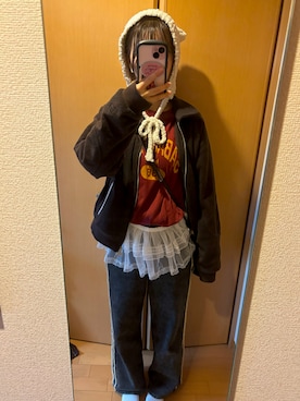 「RETRO GIRL（レトロガール）のアイテム（パンツ）」を使った、琴莉さん（レディース・162cm）の秋コーディネート