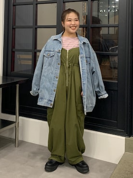 「Gジャン」｜「アイテム（オールインワン・サロペット）」を使った、田口七海さん（レディース・151cm）の冬コーディネート