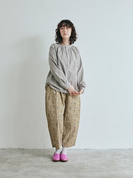 「グレーシューズ」｜narufactoryさん（レディース・164cm）の秋コーディネート