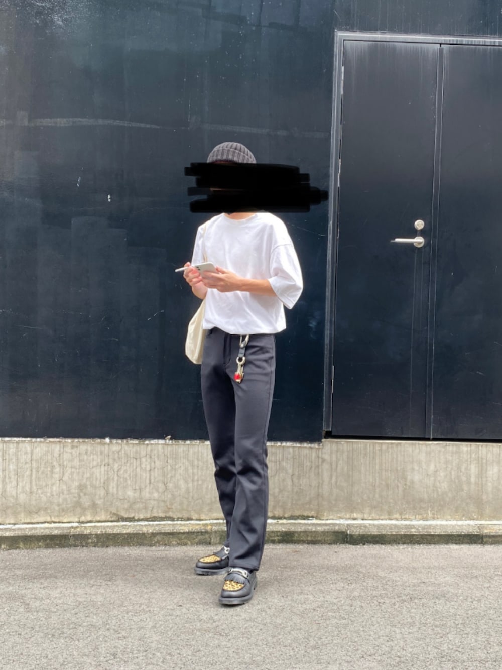 「UNIQLOのアイテム（ニットキャップ/ビーニー、ブラック系）」を使った、aspさん（メンズ・172cm）の冬コーディネートの1枚目の写真