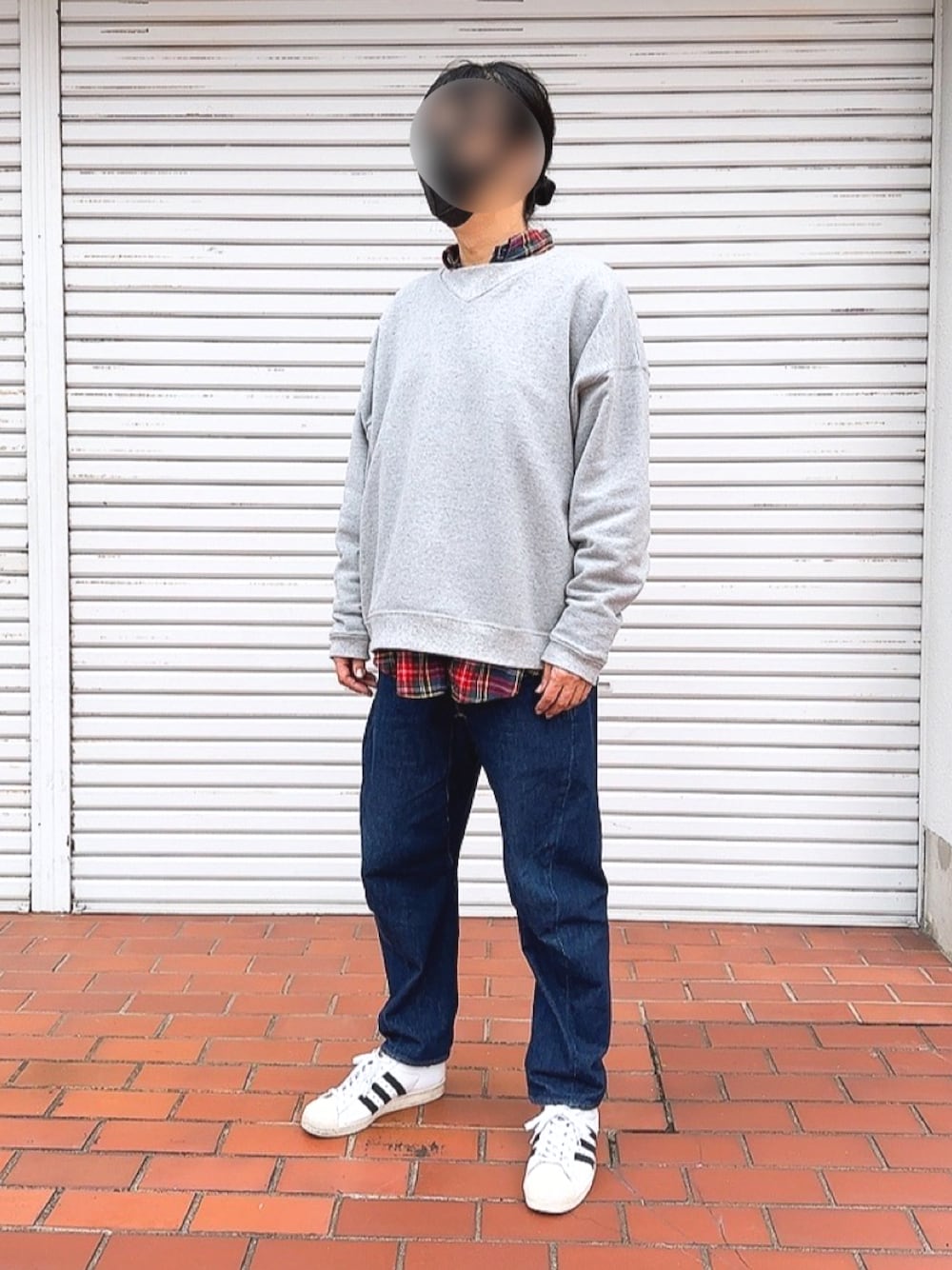 「アメカジ、古着MIX、古着、古着コーデ、古着好きな人と繋がりたい、タータンチェック、ラルフローレンシャツ、ラルフローレン、デニム、デニムパンツ、リーバイス、スウェット、50代ファッション、50代カジュアル、50代コーデ」｜「Levi'sのアイテム（デニムパンツ、ブルー系）」を使った、PiPiCOLO_MGRさん（メンズ・178cm）の冬コーディネートの1枚目の写真