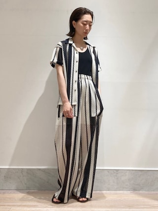 美品 GALERIE VIE(ギャルリー・ヴィー)スタンドカラーストライプシャツ 美品 GALERIE VIE(ギャルリー・ヴィー)スタンドカラーストライプ