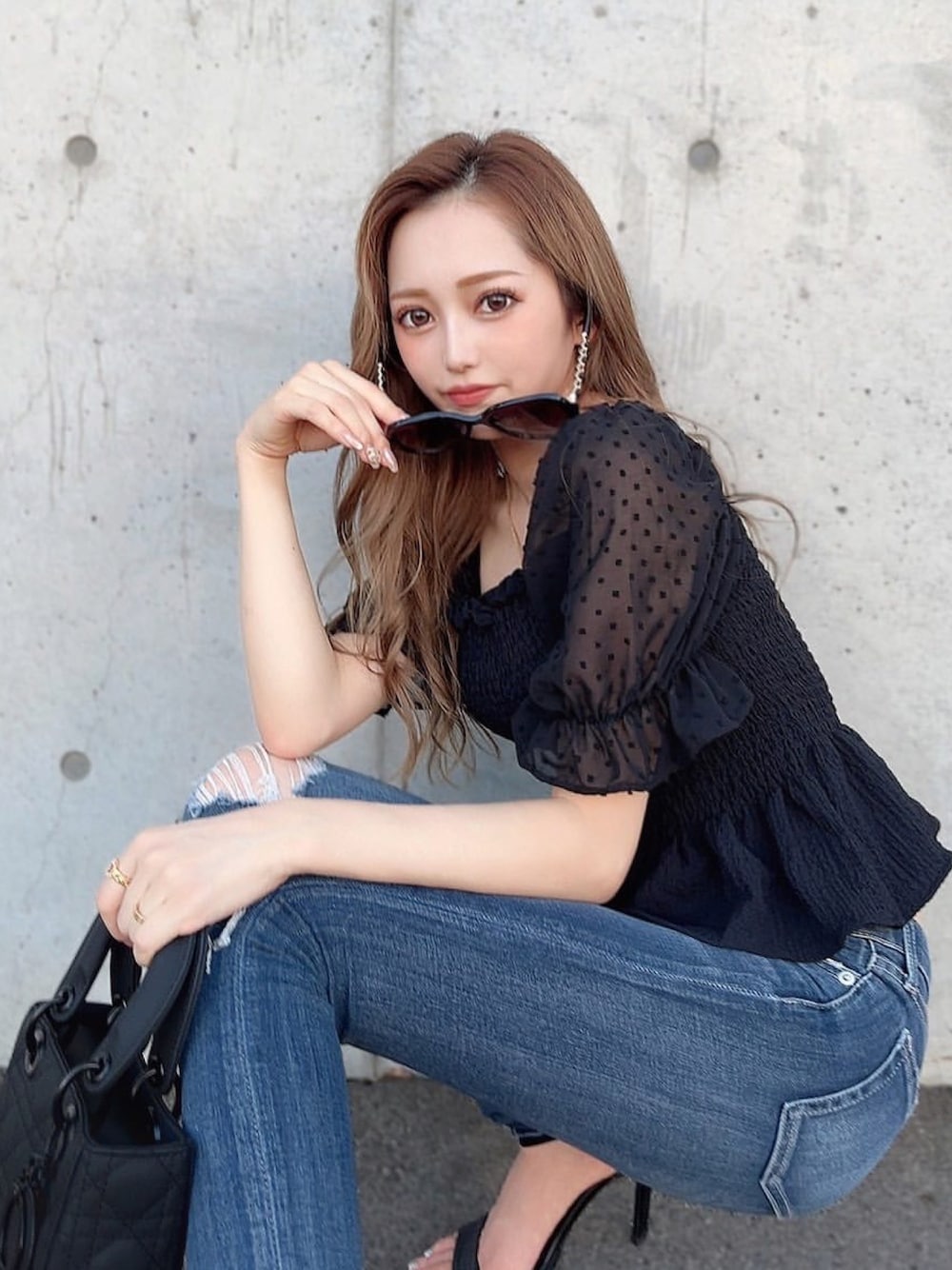 「大人カジュアル、キレイめ、ママファッション、Darlingcoco、ママコーデ、ママ、夏、低身長、低身長コーデ、低身長女子、低身長ママ、低身長ママコーデ、デニムコーデ」｜「Diorのアイテム（バッグ、ブラック系）」を使った、ダーリンココさん（レディース・152cm）の夏コーディネートの1枚目の写真