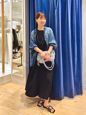 「デニムシャツ」｜すずき ちかさん（レディース・161cm）の夏コーディネート