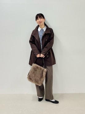 「MICO COULIER（ミコクリエ）の《WEB限定カラーあり》《撥水・防汚》クリアツイルスタンドカラーミドルコート（ダッフルコート、ブラウン系）」を使った、すずき ちかさん（レディース・161cm）の秋コーディネート