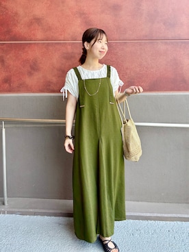 「アイテム（アクセサリー）」を使った、すずき ちかさん（レディース・161cm）の夏コーディネート