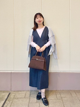 「アイテム（イヤリング）」を使った、すずき ちかさん（レディース・161cm）の秋コーディネート