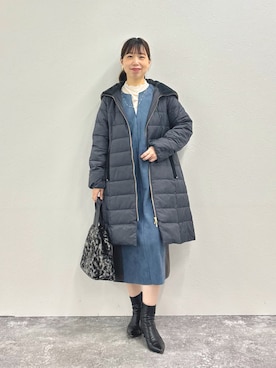 「アイテム（イヤリング）」を使った、すずき ちかさん（レディース・161cm）の秋コーディネート
