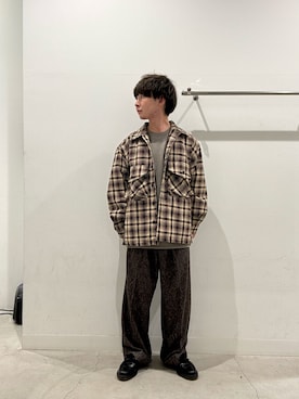 「SENSE OF PLACE by URBAN RESEARCH（センスオブプレイスバイアーバンリサーチ）のネップワイドダブルスラックス（スラックス）」を使った、ぐっぴーさん（メンズ・168cm）の秋コーディネート