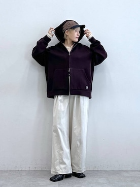 「RAGEBLUE（レイジブルー）のアイテム（パーカー）」を使った、たけおさん（レディース・157cm）の秋コーディネート