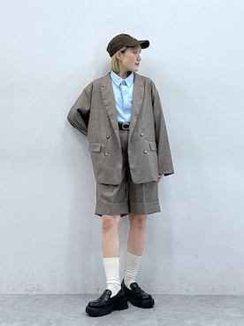 「アイテム（ローファー）」を使った、たけおさん（レディース・157cm・30代）の夏コーディネート