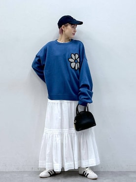 「RAGEBLUE（レイジブルー）のアイテム（スニーカー）」を使った、たけおさん（レディース・157cm）の冬コーディネート