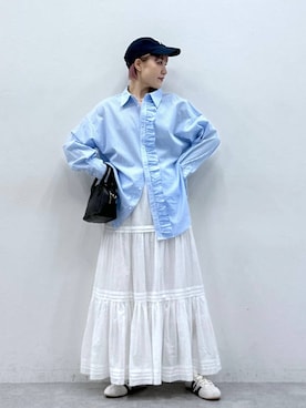 「RAGEBLUE（レイジブルー）のアイテム（スニーカー）」を使った、たけおさん（レディース・157cm）の冬コーディネート