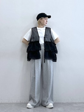 「RAGEBLUE（レイジブルー）のピンタック/ポンチスウェットワイドパンツ（スウェットパンツ、グレー系）」を使った、たけおさん（レディース・157cm）の春コーディネート