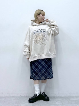 「RAGEBLUE（レイジブルー）のアイテム（パーカー）」を使った、たけおさん（レディース・157cm）の冬コーディネート