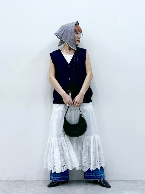セール】ミラノリブ/ワンポイント刺繍ベスト（ベスト