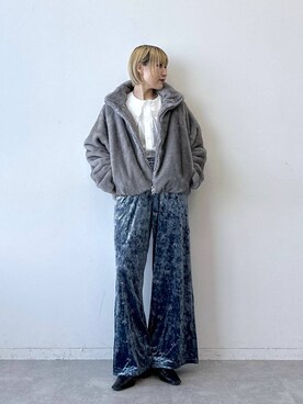 「アイテム（スウェットパンツ、ブルー系）」を使った、たけおさん（レディース・157cm）の冬コーディネート