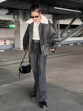 「AZUL by moussy（アズールバイマウジー）のアイテム（デニムパンツ）」を使った、AZUL BY MOUSSYさん（レディース・160cm）の秋コーディネート