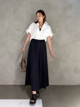 「AZUL by moussy（アズールバイマウジー）のアウトポケットフェイクレザーバッグ（ハンドバッグ、イエロー系）」を使った、AZUL BY MOUSSYさん（レディース・161cm）の夏コーディネート