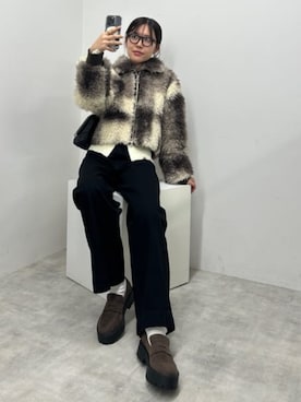 「AZUL by moussy（アズールバイマウジー）のアイテム（デニムパンツ）」を使った、AZUL BY MOUSSYさん（レディース・170cm）の秋コーディネート