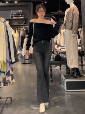 「AZUL by moussy（アズールバイマウジー）のアイテム（デニムパンツ）」を使った、AZUL BY MOUSSYさん（レディース・170cm）の秋コーディネート