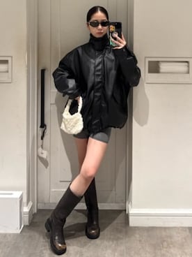 「AZUL by moussy（アズールバイマウジー）のアイテム（ブルゾン）」を使った、AZUL BY MOUSSYさん（レディース・160cm）の冬コーディネート