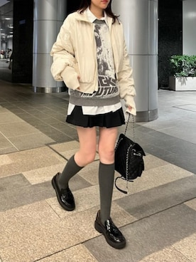 「AZUL by moussy（アズールバイマウジー）のアイテム（スカート）」を使った、AZUL BY MOUSSYさん（レディース・170cm）の秋コーディネート