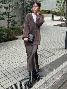「アイテム（スカート）」を使った、AZUL BY MOUSSYさん（レディース・170cm）の秋コーディネート