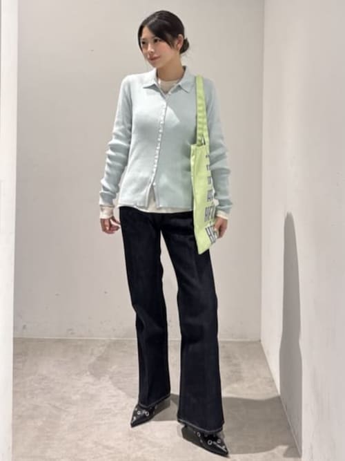 AZUL DENIM センタープレスフレアデニム